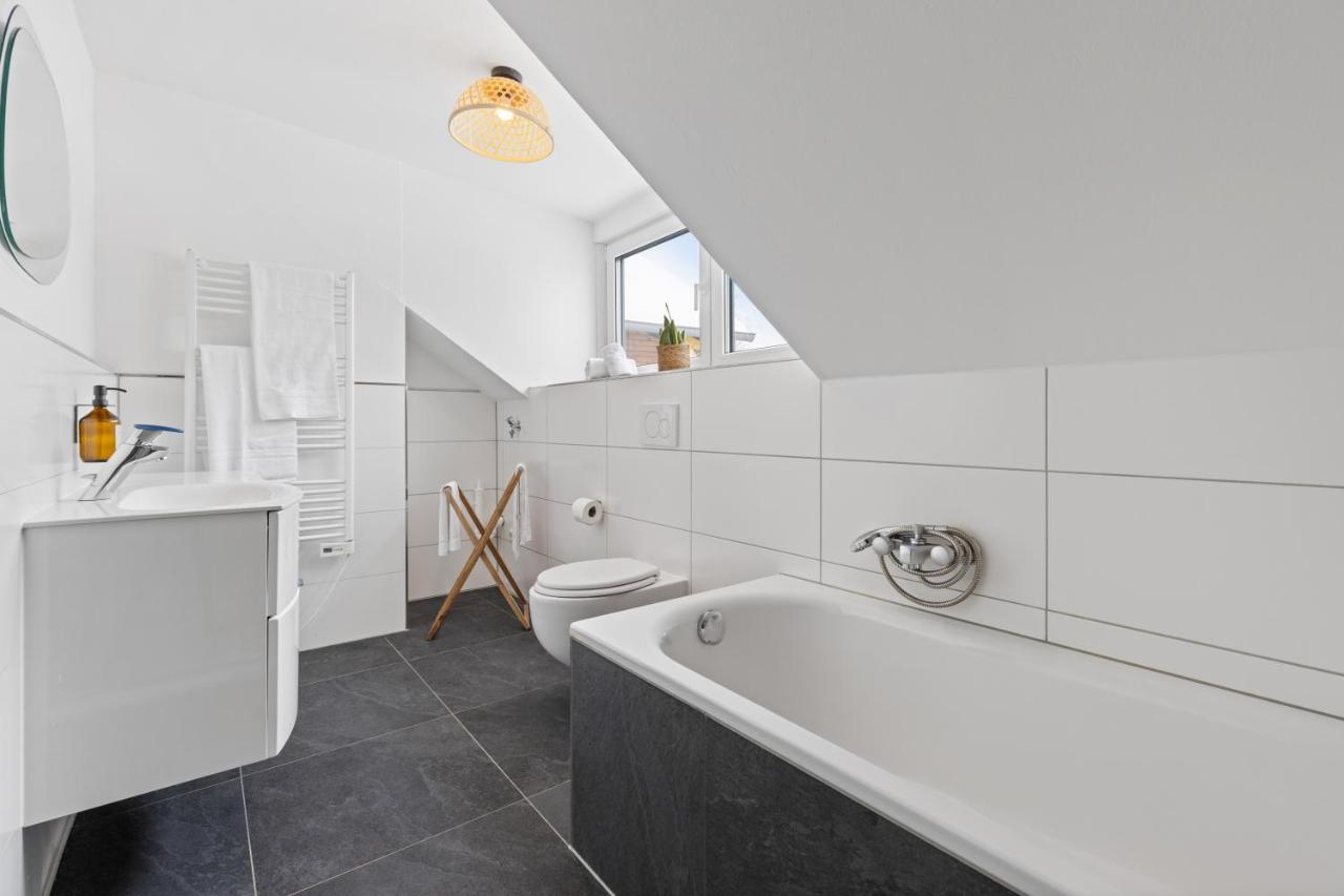 Casa Verde: Kueche, Tv, Nespresso, Im Gruenen Starnberg Exterior foto